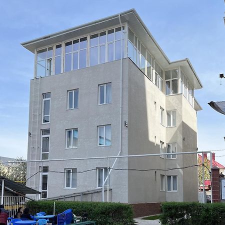 Nomad Inn Biskek Kültér fotó