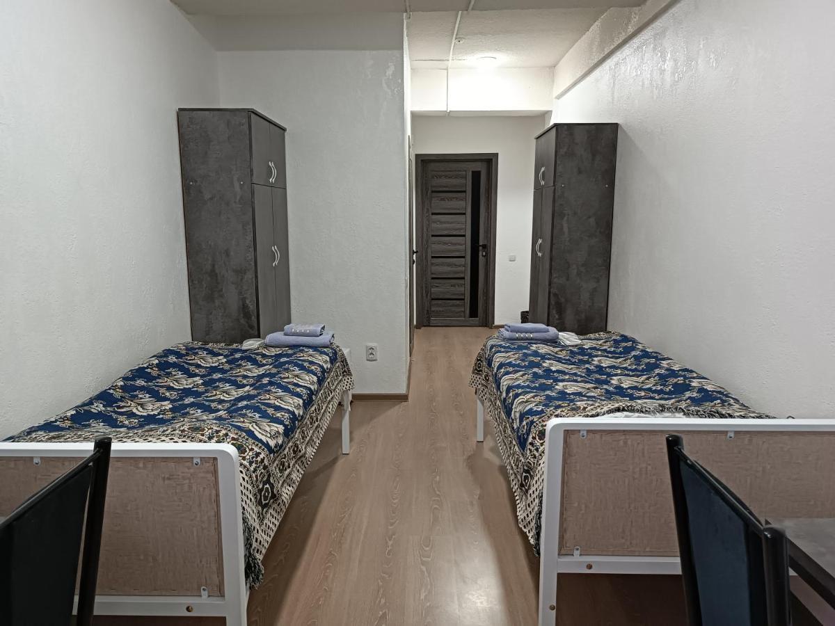 Nomad Inn Biskek Kültér fotó